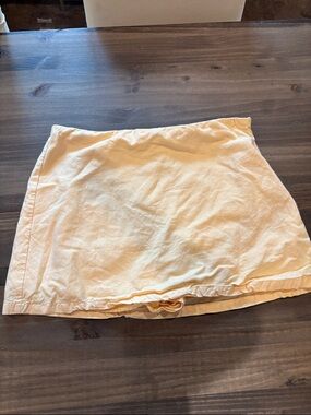 Mini Skort in Light Yellow-Linen Blend
